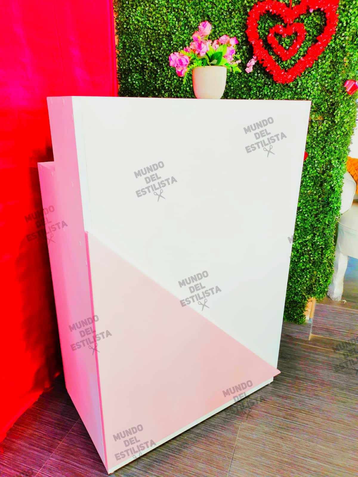 Recepción para estética Florencia