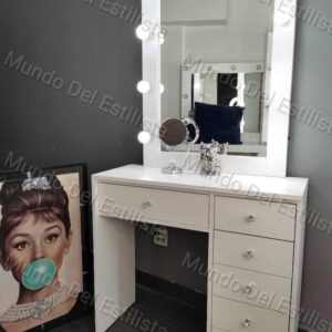 vanity bella cerrada